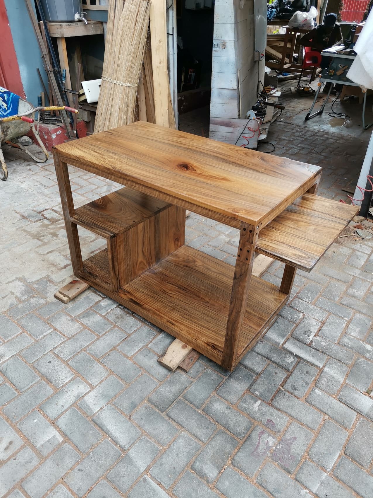 Solid wood barbecue trolley with lower shelf, Accra